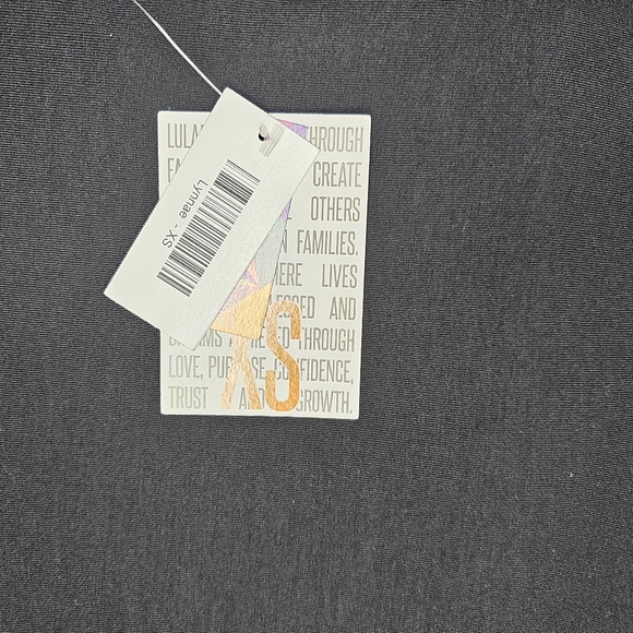 Solid Black LuLaRoe Lynnae - Picture 2 of 6